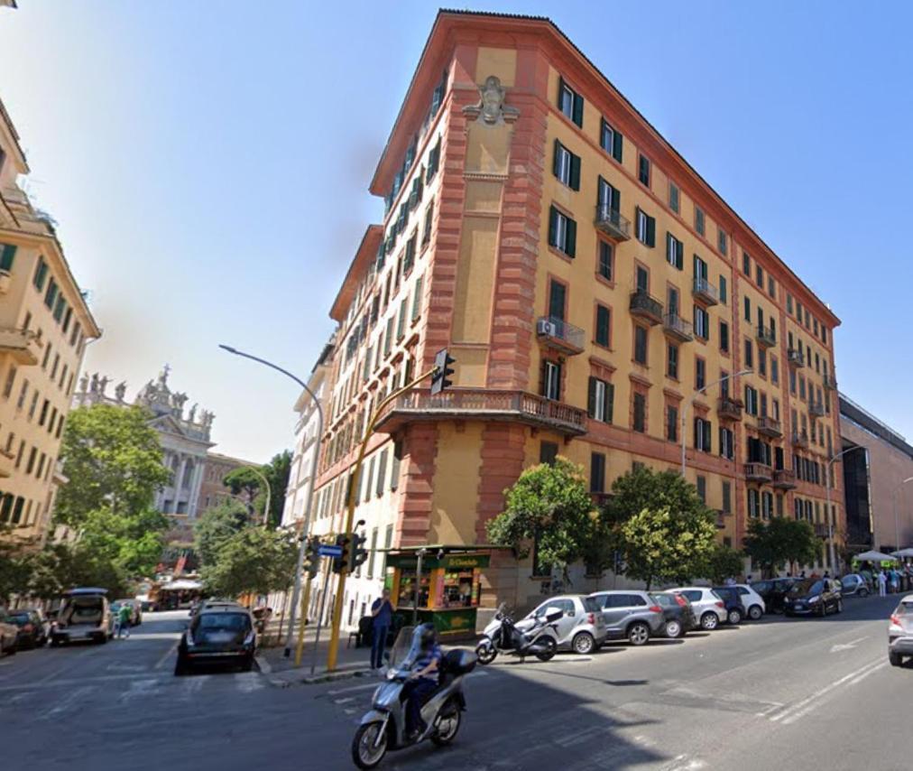 רומא Lovely 4-Bedroom Apartment 30M Sangiovanni Metro מראה חיצוני תמונה