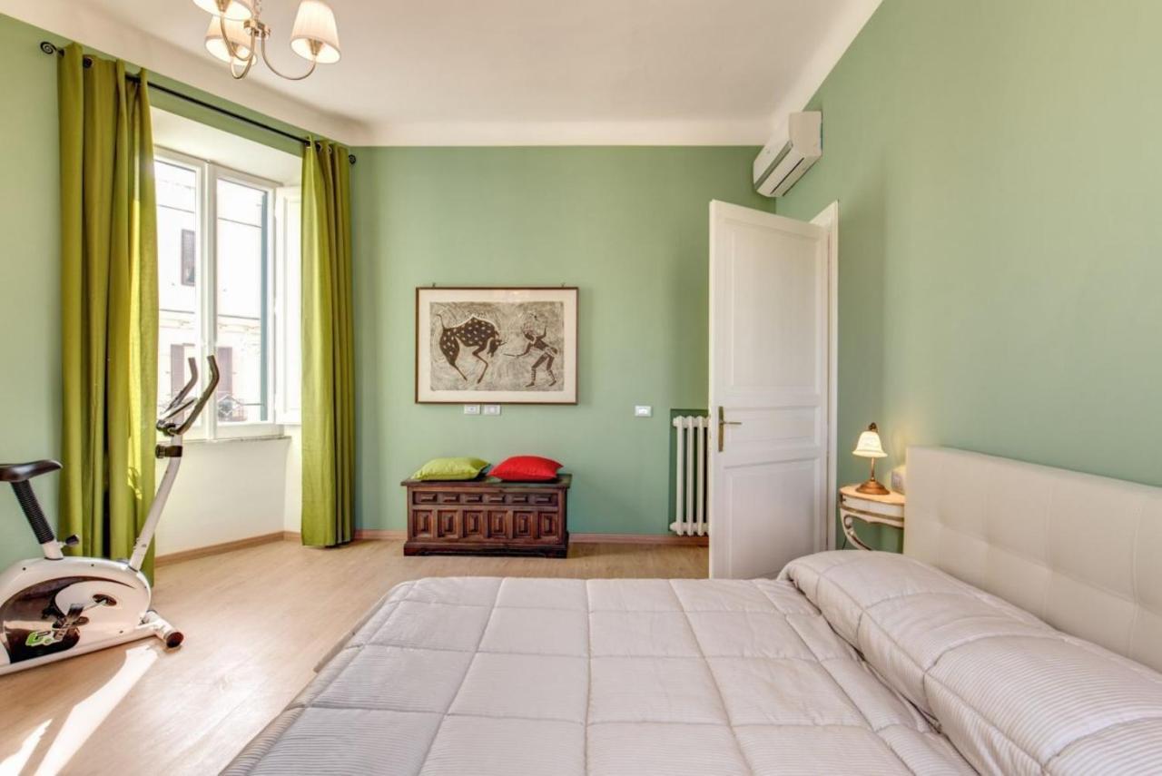 רומא Lovely 4-Bedroom Apartment 30M Sangiovanni Metro מראה חיצוני תמונה