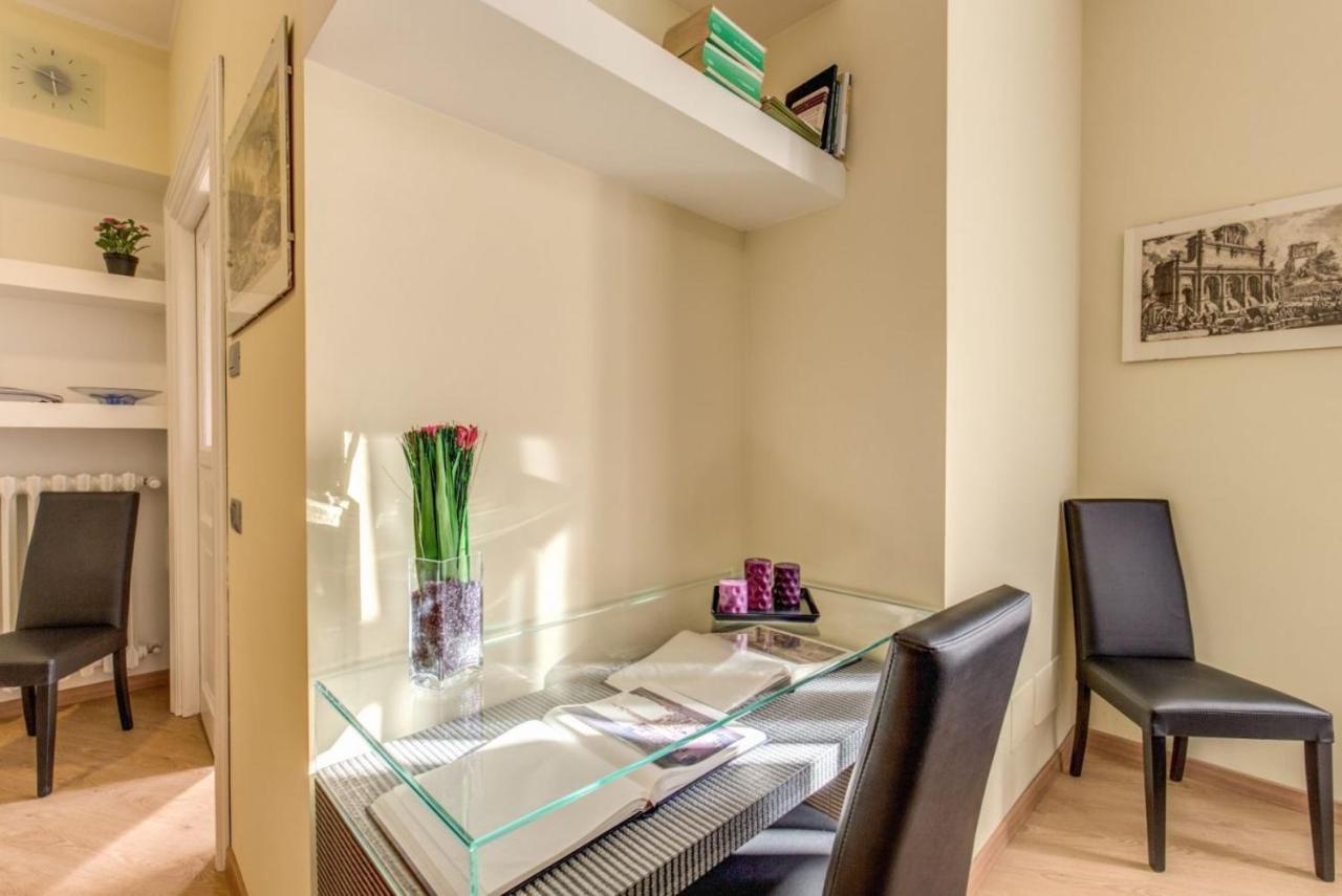 רומא Lovely 4-Bedroom Apartment 30M Sangiovanni Metro מראה חיצוני תמונה
