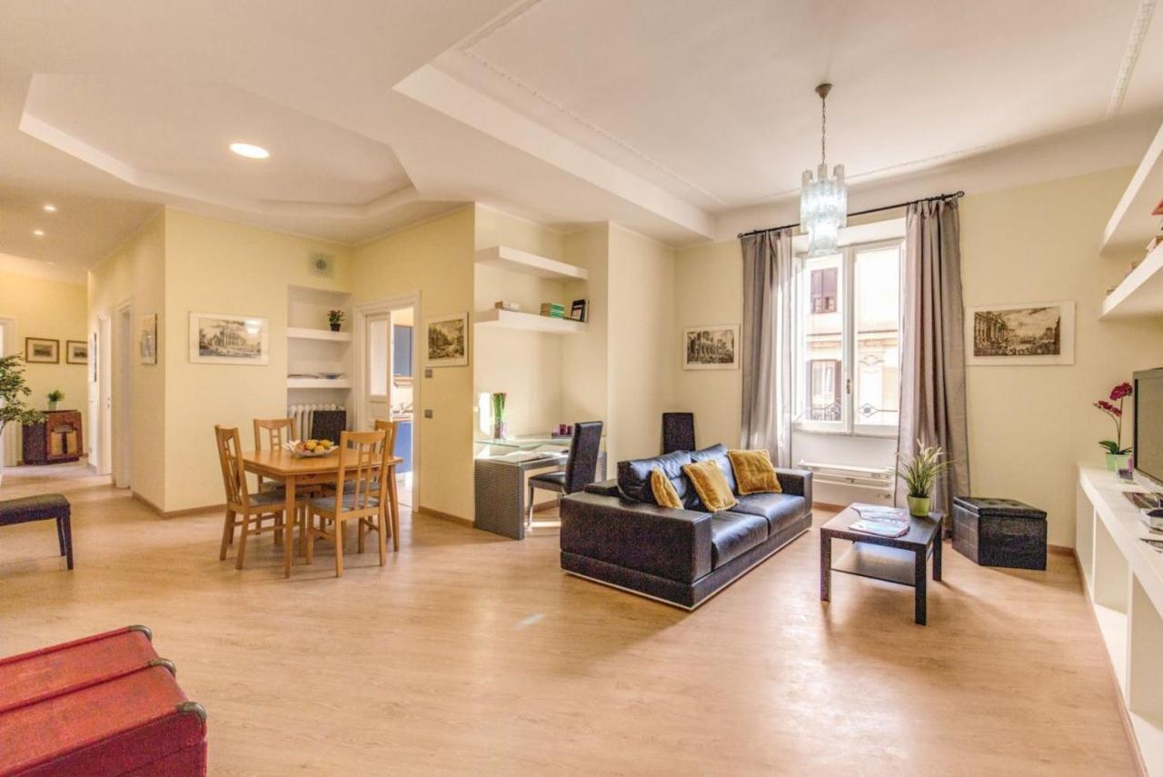 רומא Lovely 4-Bedroom Apartment 30M Sangiovanni Metro מראה חיצוני תמונה