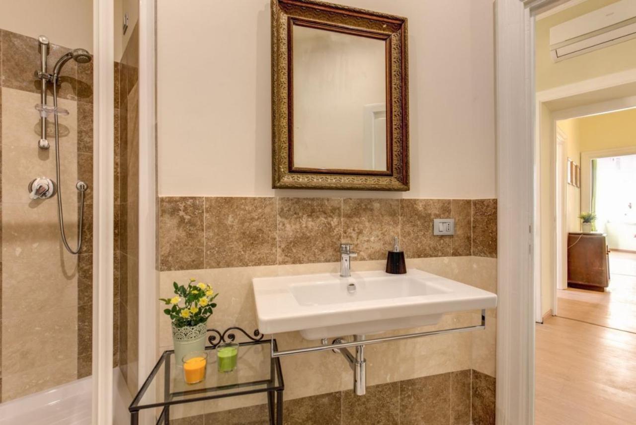 רומא Lovely 4-Bedroom Apartment 30M Sangiovanni Metro מראה חיצוני תמונה